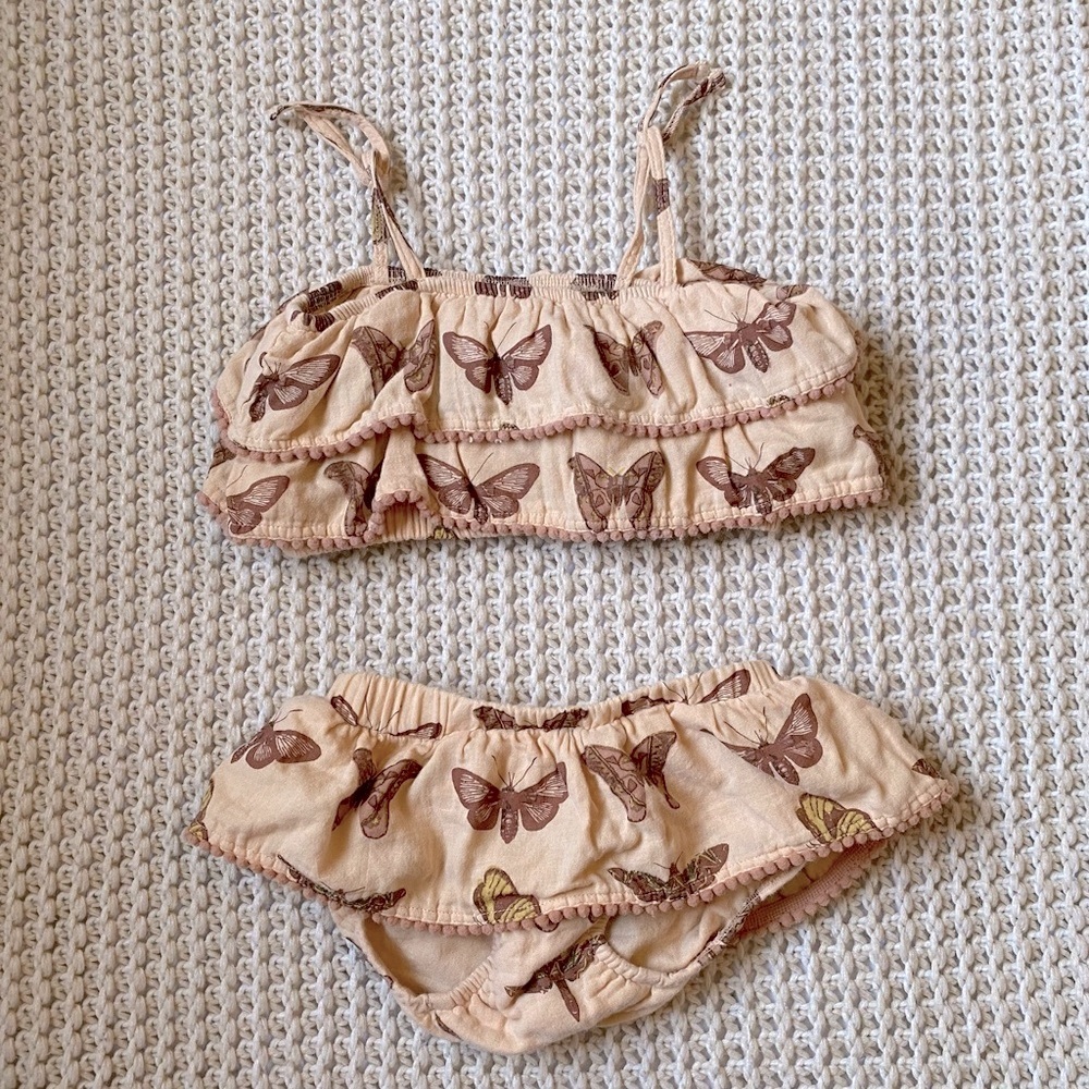 Kate Quinn set